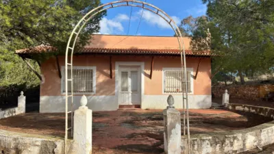 Chalet in Plaza Zona Sierra, No. S/N photo 2