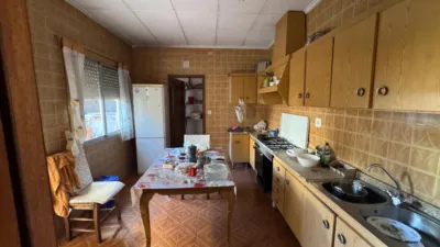 House for sale on Calle Zona El Parral, No. S/N photo 3