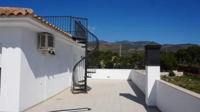 Chalet on Urbanización Charca Street, No. S/N photo 20