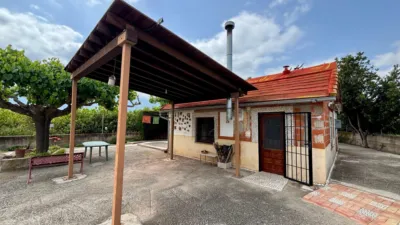 Chalet on Calle Zona El Retiro, No. S/N photo 11