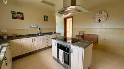 Chalet on Calle Zona Raiguero, No. S/N photo 9
