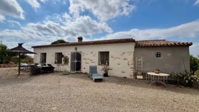 Chalet on Zona Raiguero Street, No. S/N photo 4