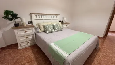 Flat for sale on Avenida Zona El Praico, No. S/N photo 2