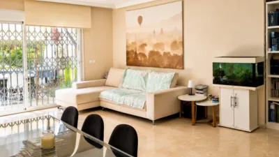 Apartment on Calle de la Ronda del Golf Oeste photo 3