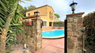 Casa en venda a Carrer Mas Nou, Urbanitzacions (Castell d'Aro, Platja d'Aro i s'Agaró) de 425.000 €