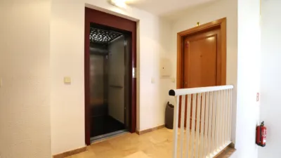 Apartment on Carrer de Pere Gironès photo 28