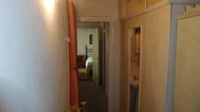 Piso en venta en Calle de las Parras, cerca de Calle de Ramón y Cajal, Sotillo de La Adrada de 58.000 €