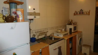 Piso en venta en Calle de las Parras, cerca de Calle de Ramón y Cajal, Sotillo de La Adrada de 58.000 €