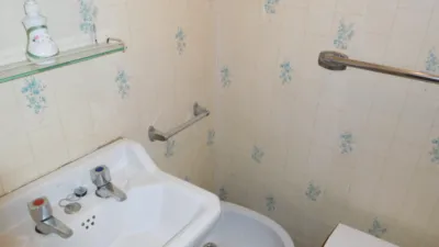 Piso en venta en Calle de las Parras, cerca de Calle de Ramón y Cajal, Sotillo de La Adrada de 58.000 €