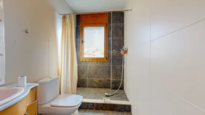 Semi-detached house on Carrer del Sacrament, 23 photo 120