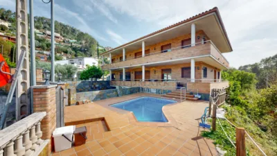 Semi-detached house on Carrer del Sacrament, 23 photo 142
