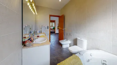 Semi-detached house on Carrer del Sacrament, 23 photo 151