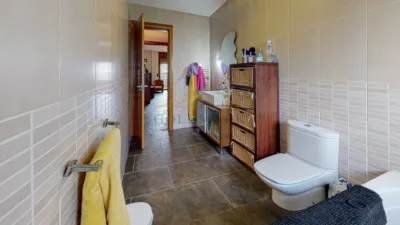 Semi-detached house on Carrer del Sacrament, 23 photo 152