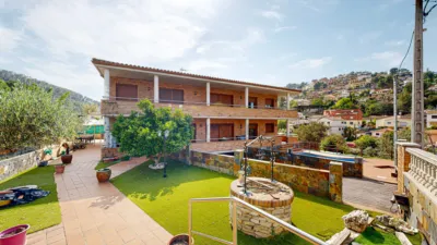 Semi-detached house on Carrer del Sacrament, 23 photo 15