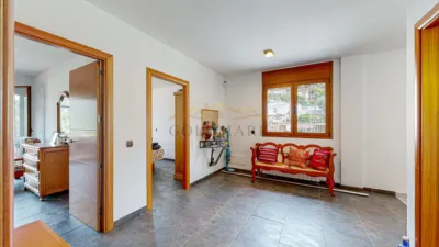 Semi-detached house on Carrer del Sacrament, 23 photo 41