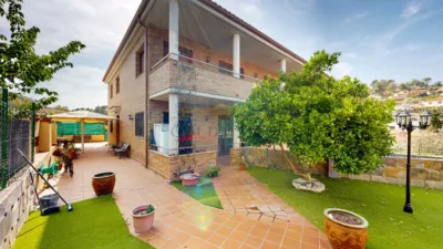 Semi-detached house on Carrer del Sacrament, 23 photo 73