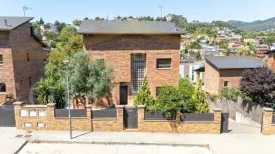 Single-family home on Carretera de Sant Andreu de la Barca, 21 photo 2