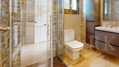 House on Carrer de l'Illa, 46 photo 106