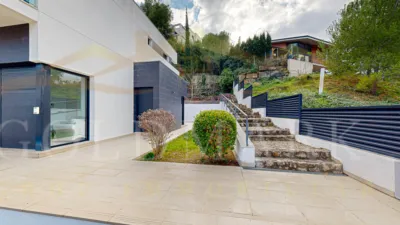 Detached house on Avenida Can Montmany, no. 98 photo 82