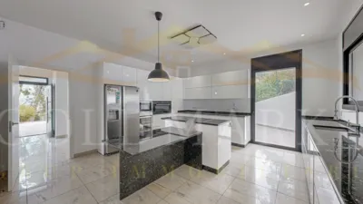 Detached house on Avenida Can Montmany, no. 98 photo 15