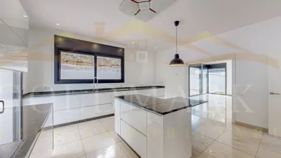 Detached house on Avenida Can Montmany, no. 98 photo 17