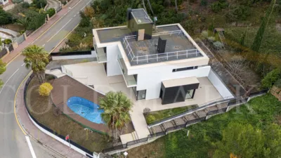 Detached house on Avenida Can Montmany, no. 98 photo 164
