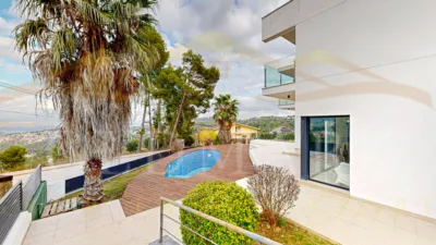 Detached house on Avenida Can Montmany, no. 98 photo 85