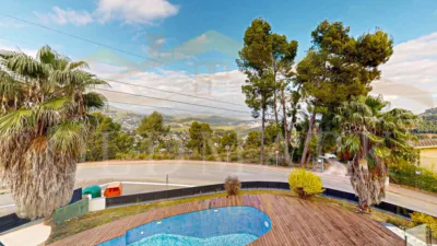 Detached house on Avenida Can Montmany, no. 98 photo 112
