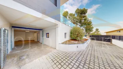 Detached house on Avenida Can Montmany, no. 98 photo 97