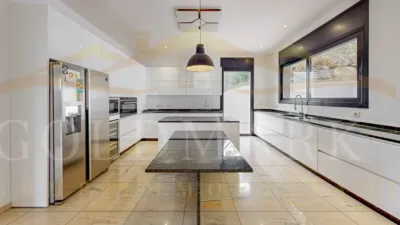 Detached house on Avenida Can Montmany, no. 98 photo 142