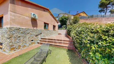 House on Carrer del Segre, 27 photo 96