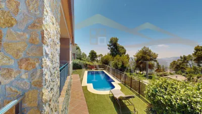House on Carrer del Segre, 27 photo 106