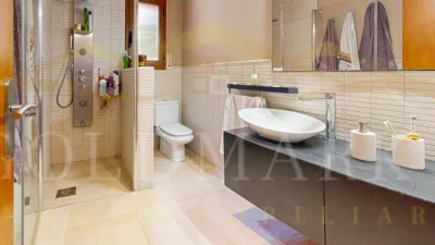 House on Carrer del Segre, 27 photo 121