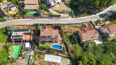 House on Carrer del Segre, 27 photo 11
