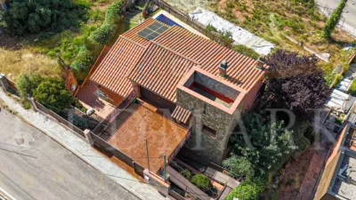 House on Carrer del Segre, 27 photo 4