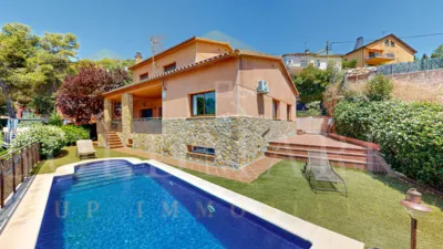 House on Carrer del Segre, 27 photo 91