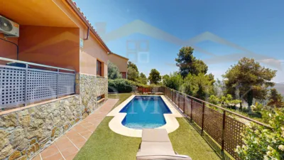 House on Carrer del Segre, 27 photo 89