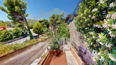 House on Carrer del Segre, 27 photo 109