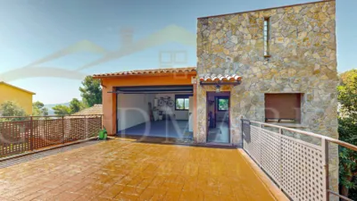 House on Carrer del Segre, 27 photo 14
