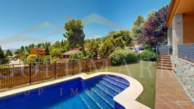 House on Carrer del Segre, 27 photo 155