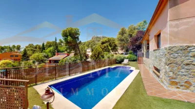 House on Carrer del Segre, 27 photo 95