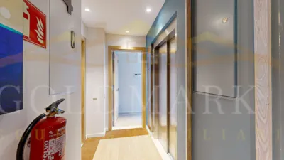 Penthouse on Ronda de la Masia Nova, 28 photo 9