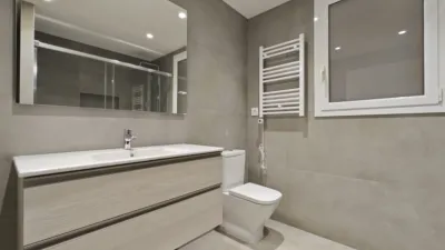 Piso en alquiler en Carrer de Barcelona, cerca de Carrer de Girona, Poble Nou (Manresa) de 1.300 €<span>/mes</span>