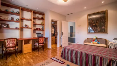 Chalet on Carrer de la Ronda Sur photo 13