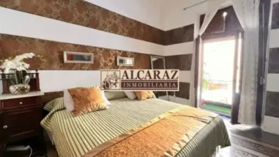 House in Onil photo 17