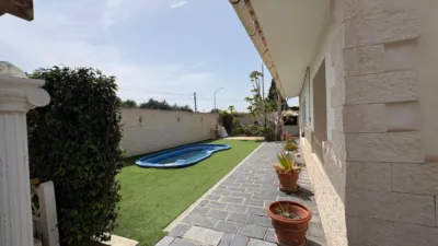 Chalet on Carrer de Mallorca photo 29