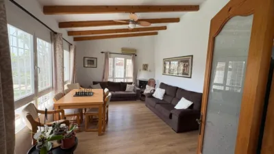 Chalet on Carrer de Mallorca photo 2