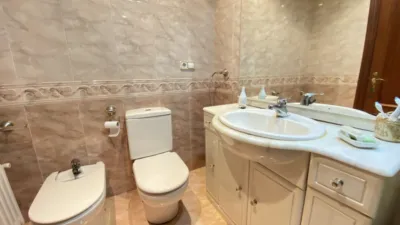 Apartment on Avenida de Madariaga photo 26