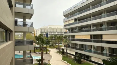 Piso en alquiler en Avenida 8 D´Agost, Marina Botafoch-Platja de Talamanca (Ibiza - Eivissa) de 4.700 €<span>/mes</span>
