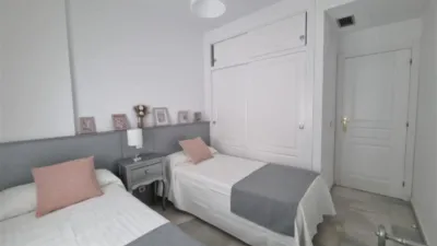 Apartment on Calle Real, 1 photo 3